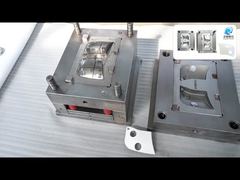 Пресс-форма из стали 718H с 1+1 гнездами и сроком службы 500 000 ударов для симметричных деталей из ПБТ с усиливающими ребрами для инъекций