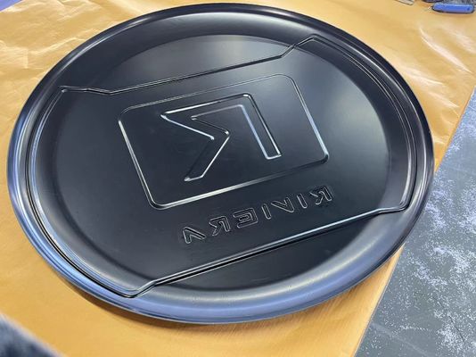 Автомобильная крыша Автомобильные пластмассовые изделия Автомобильные запасные части Бамперы Вакуумные услуги в течение 32 лет опыта